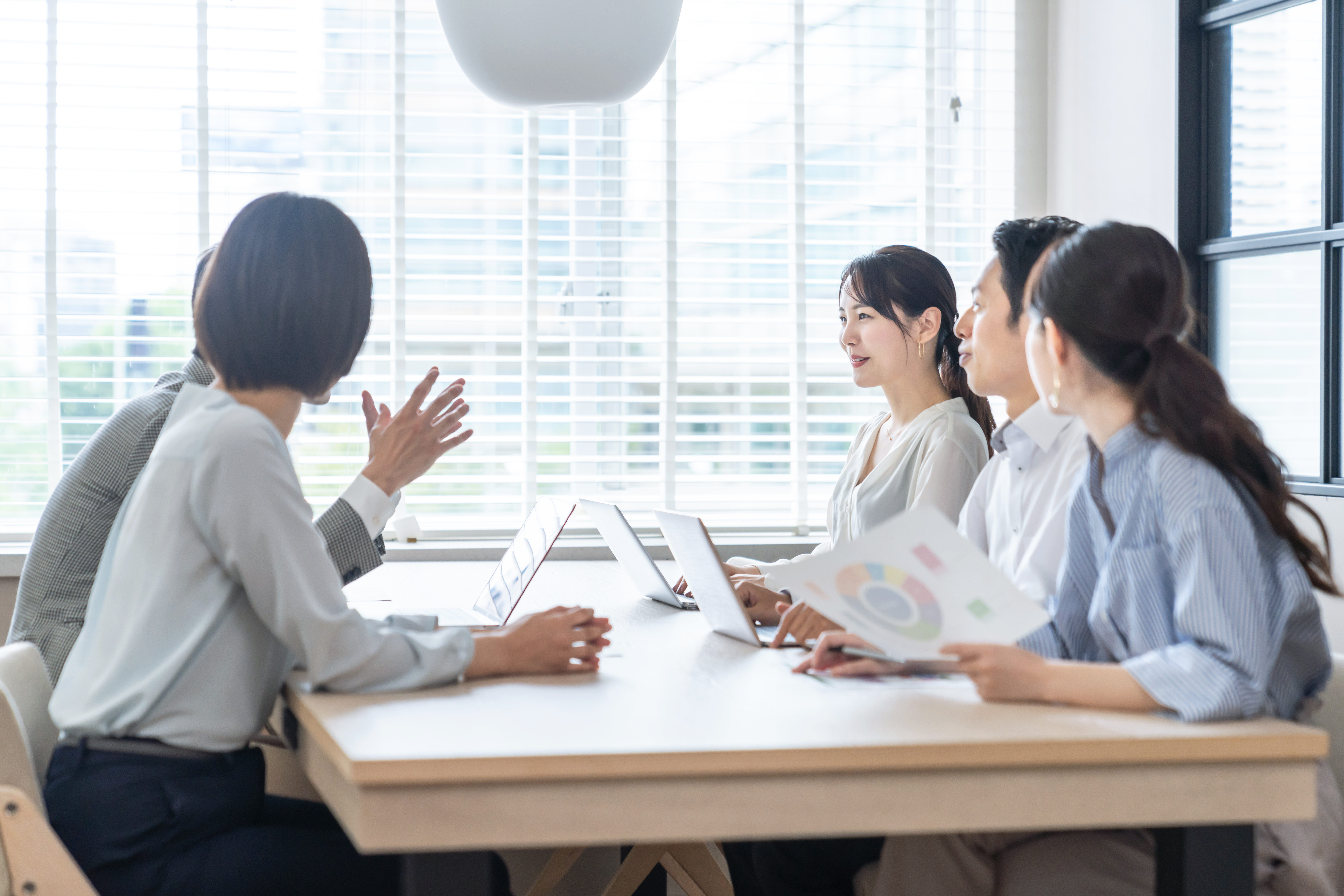 徹底したヒアリングと課題分析
